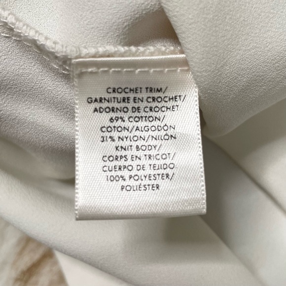 Ann Taylor crochet yoke tank - Picture 6 of 6